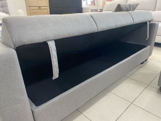 Sofá chaise longue con puf NUEVO