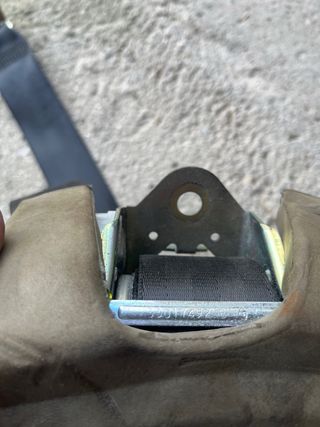 Cinturones traseros audi a3 8p