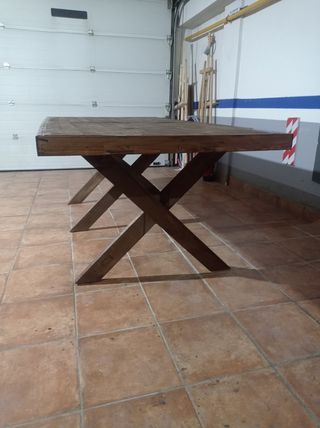 Mesa rústica grande