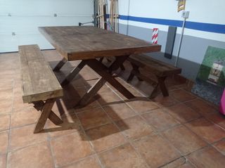 Mesa rústica grande