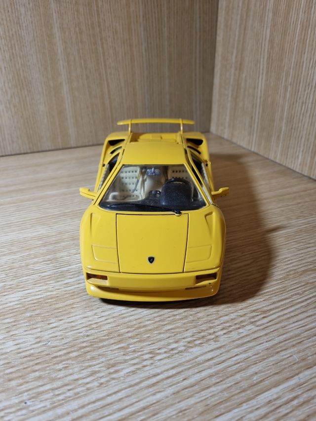Lamborghini Diablo 1:18 Bburago