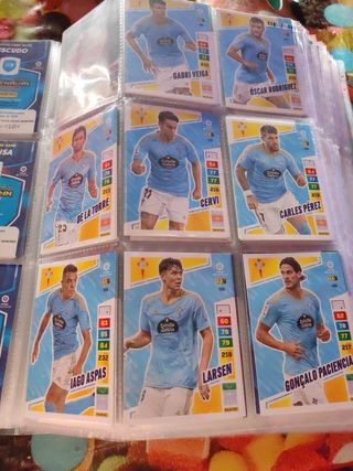 Lote cromos Adrenalyn XL temporada 23