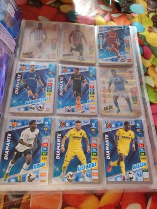 Lote cromos Adrenalyn XL temporada 23