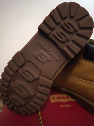 Botas Skechers niño