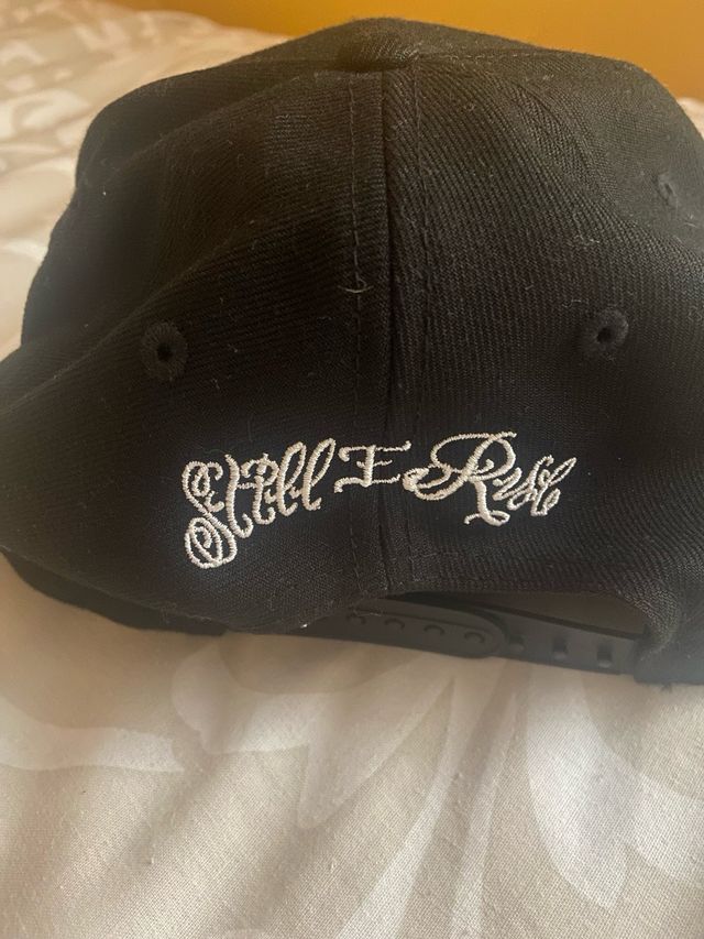 Gorra firmada por Hamilton