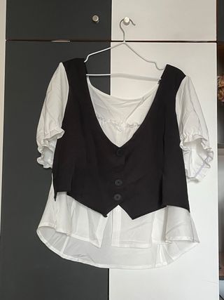 Blusa negra y blanca - top veraniego
