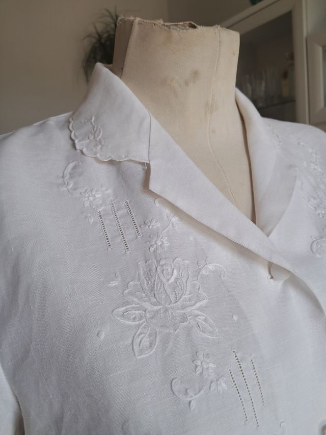 Camicia vintage bianca ricamata