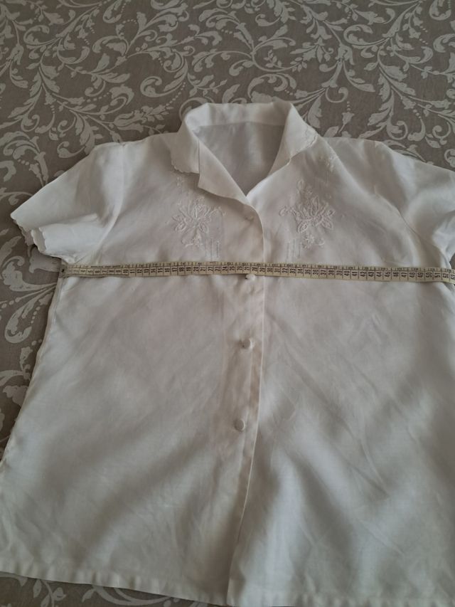 Camicia vintage bianca ricamata