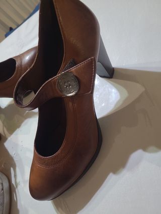 Zapatos tacon piel