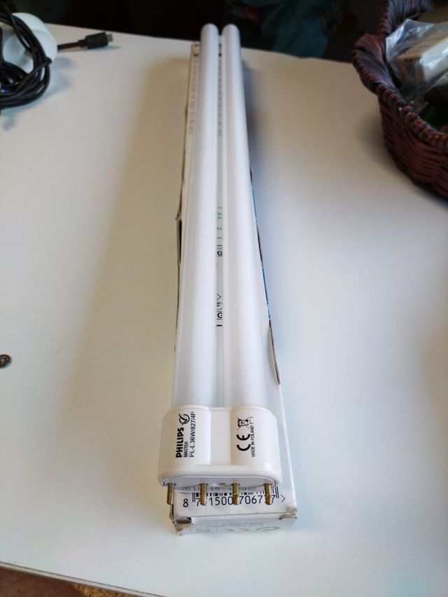 Bombilla Philips master PL 4P 36W