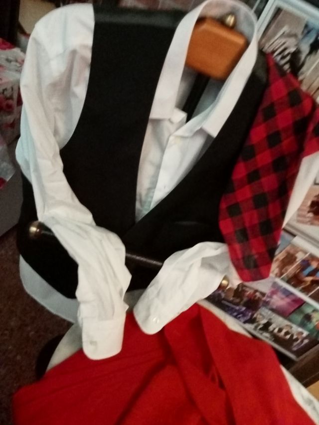 Traje regional baturro incluye (3 piezas)