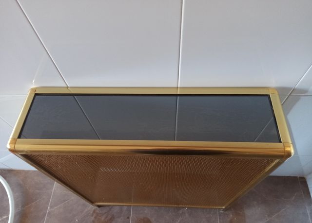 Cubre radiador. Precio Negociable.