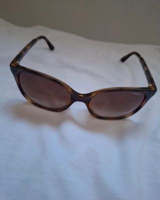 Gafas sol Vogue marrón