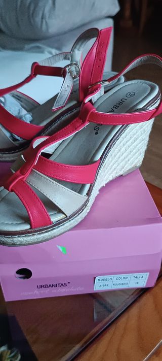 Sandalias Unitas esparto rojas y beige nº38