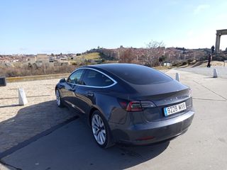 Tesla model 3 dual motor  2019