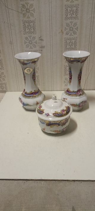 Set porcellana: 2 vasi + zuccheriera