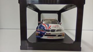 Autoart BMW 320i WTCC 2005 Team Schnitzer 1/18