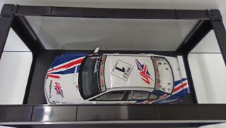 Autoart BMW 320i WTCC 2005 Team Schnitzer 1/18