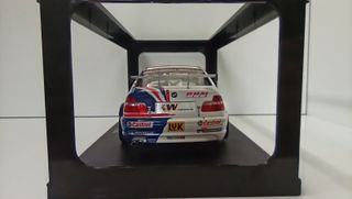 Autoart BMW 320i WTCC 2005 Team Schnitzer 1/18