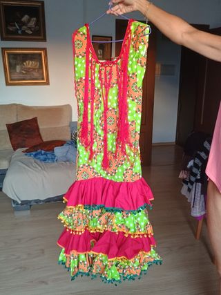 Traje Flamenca niña, verde y rojo