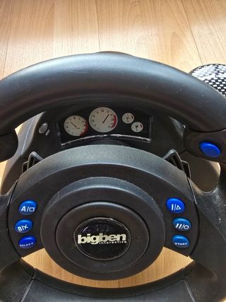 Volante Bigben PS2 con Pedales