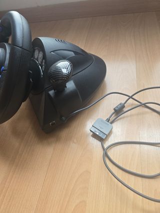 Volante Bigben PS2 con Pedales