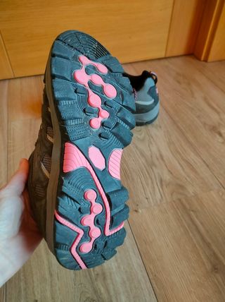 Botas trekking Jack Walker grises