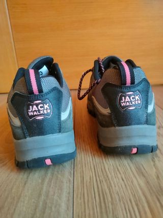 Botas trekking Jack Walker grises