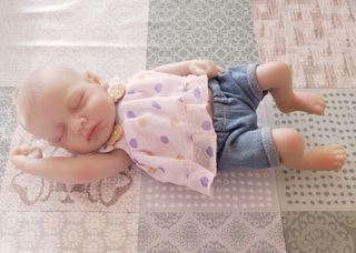 Ultima reborn niña con accesorios