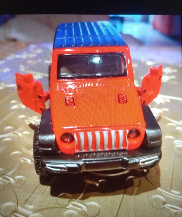 Jeep Wrangler Rojo - Coche Miniatura