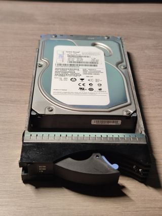 Lote 4 discos duros SAS IBM 1TB