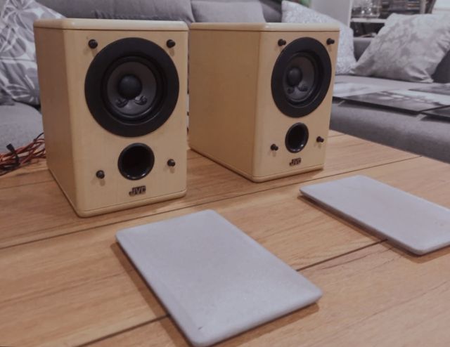 Altavoces JVC - DE ESTANTERIA