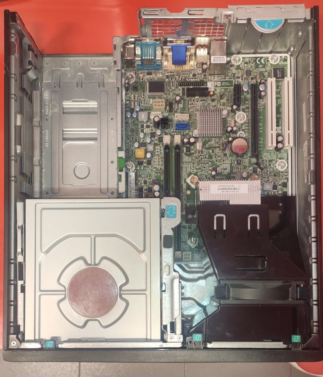 Ordenador para piezas