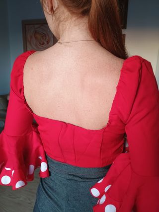 Blusa roja lunares - Feria