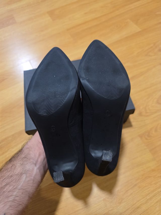 Tacones negros MARCO TOZZI -talla 39