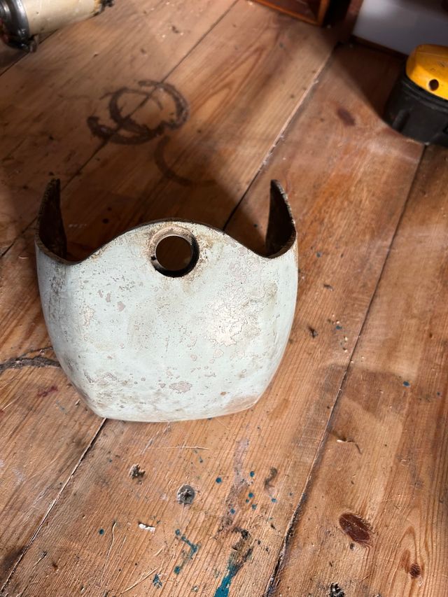 Casco protector Volvo Penta AQ270