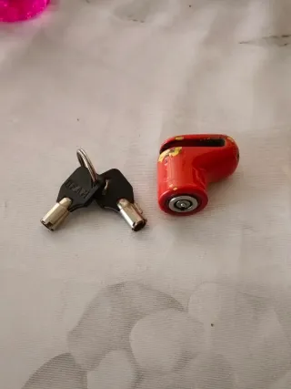 Candado antirrobo para moto