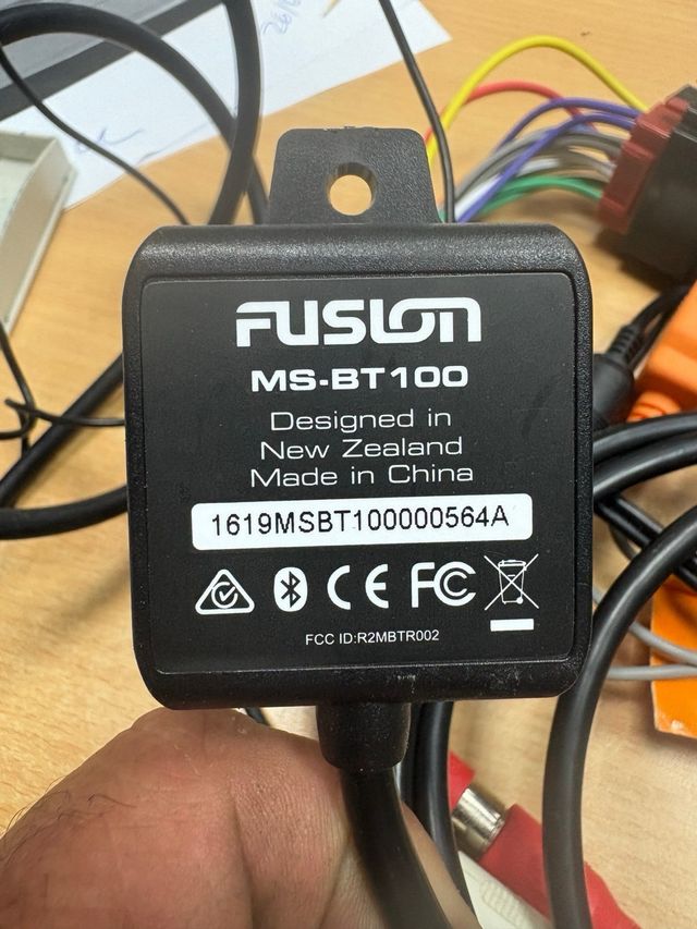 Radio barco o moto fusion.