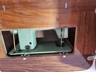 Máquina coser ALFA con mueble