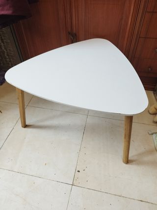 Mesa Auxiliar Nordica