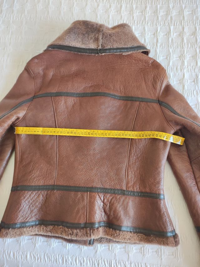 Cazadora de piel, Talla 40 Precio no negociable.
