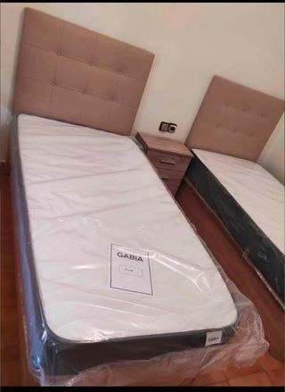 Colchón colchón colchón y canapé en Stock