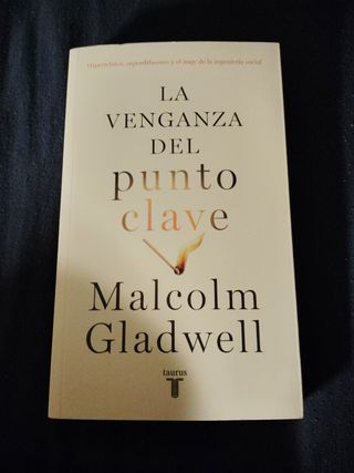 Libro La venganza del punto clave. NUEVO.
