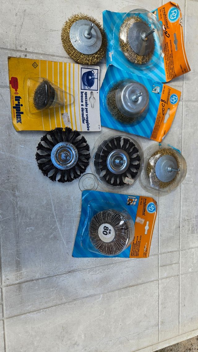 Serie 7 spazzole per ferro