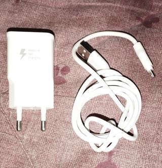 HUAWEI P8 LITE 4G-DOBLE SIM  +TARJETA MICROSD 32gb