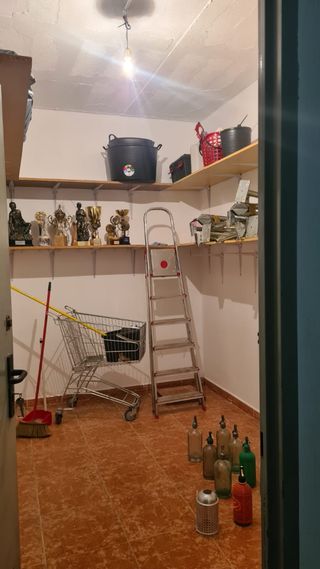 Se alquila/ vende trastero