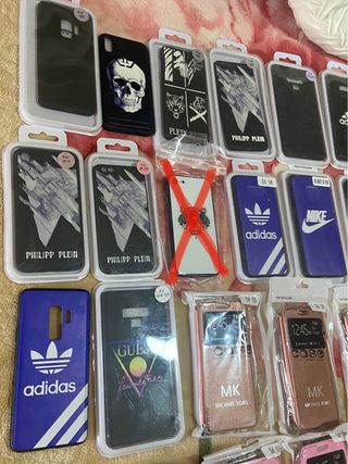 Fundas móviles nuevas Adidas, Nike, MK...