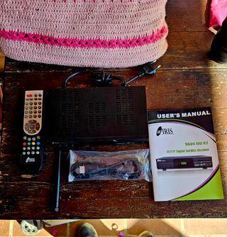 SAT IRIS 9600 HD 02 - Receptor Multimedia WIFI