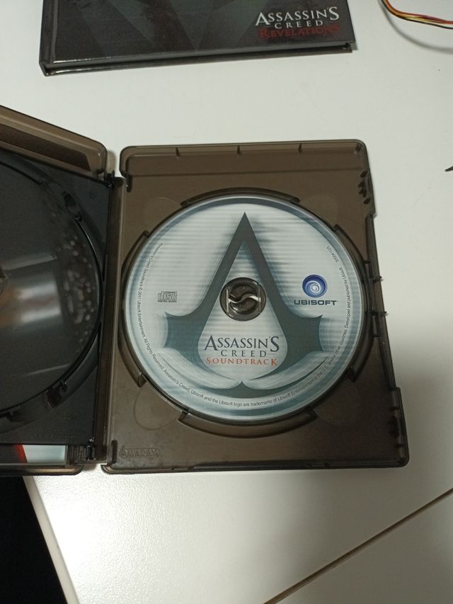 Juego Assassins Creed Revelations, libro