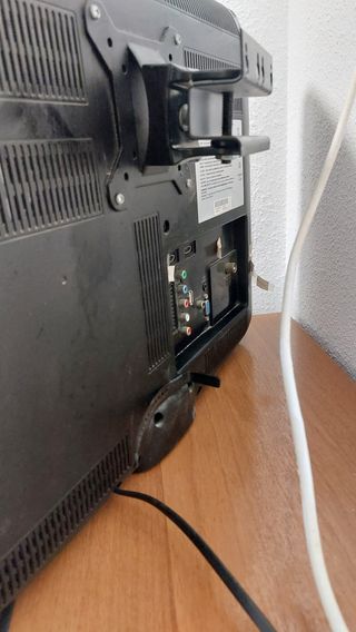 Television tcl y mando